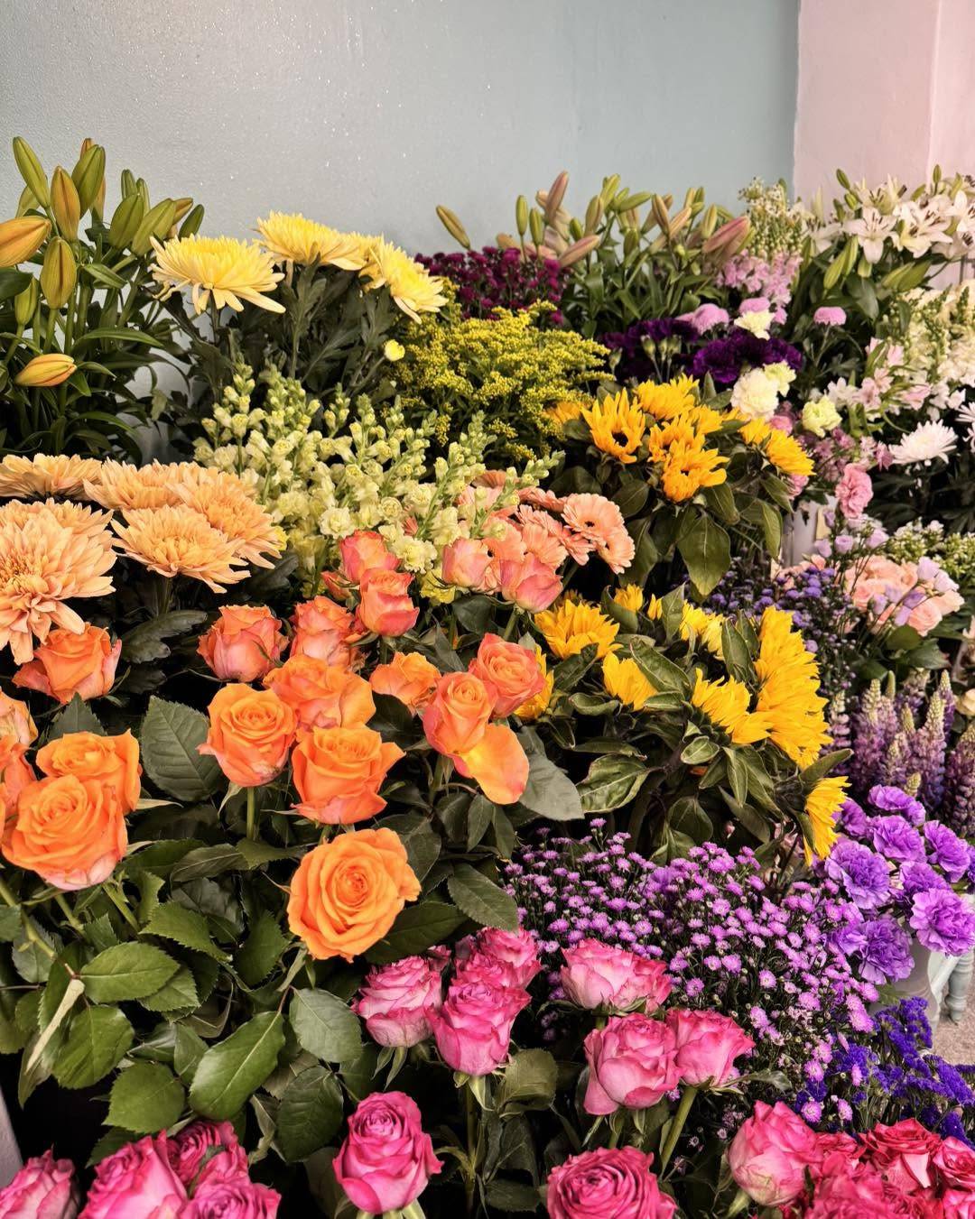 Frisk snitbar med blomster i Odense – Blomsterhjørnet
